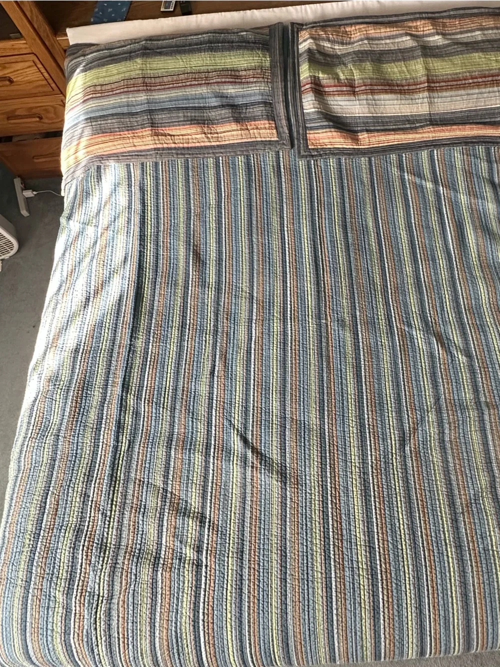 Striped Quilted Bedspread -California King - Picture 2 of 2